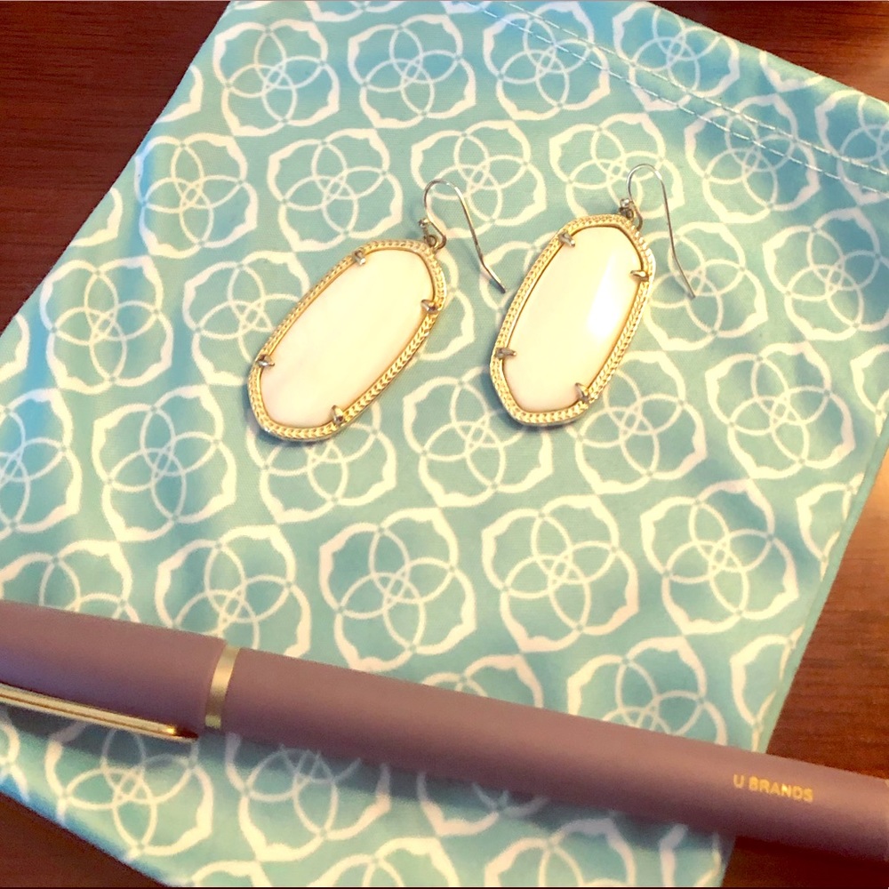 Ellie Gold Drop Earrings White Pearl